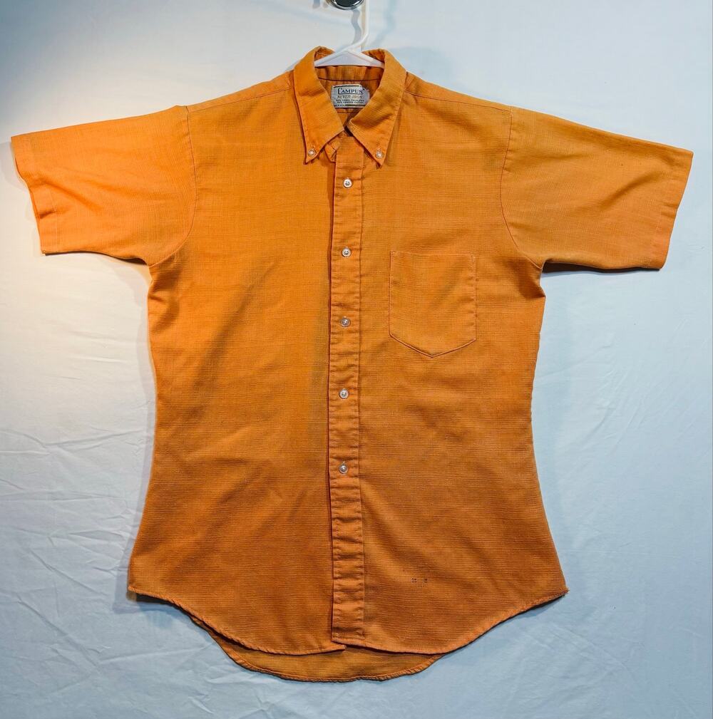 Vintage 1970s Campus Never Iron Orange Short Sleeve Button-Up Shirt M